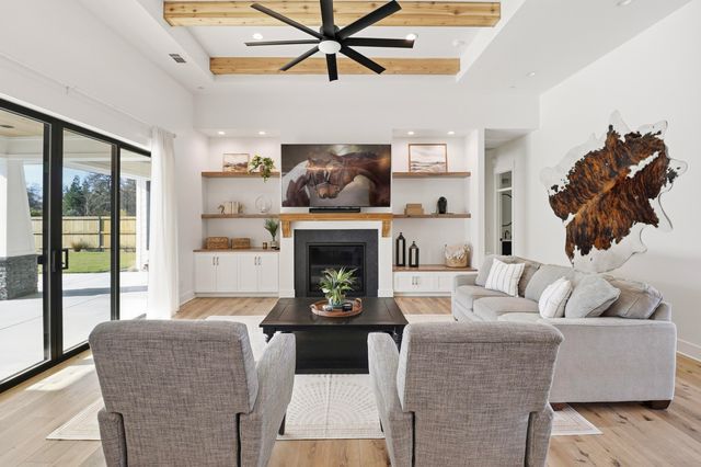 3020 Swan Court, Cottonwood, CA 96022