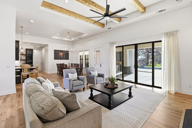 3020 Swan Court, Cottonwood, CA 96022