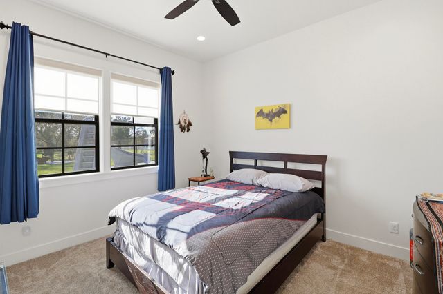 3020 Swan Court, Cottonwood, CA 96022