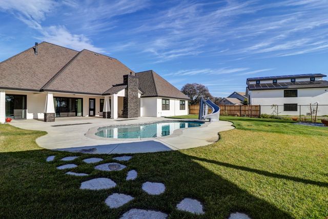 3020 Swan Court, Cottonwood, CA 96022