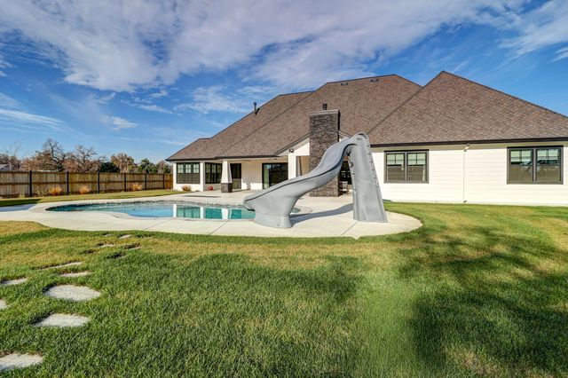 3020 Swan Court, Cottonwood, CA 96022