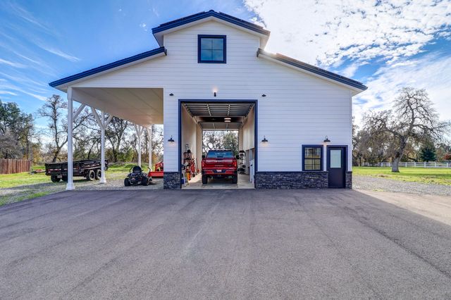 3020 Swan Court, Cottonwood, CA 96022