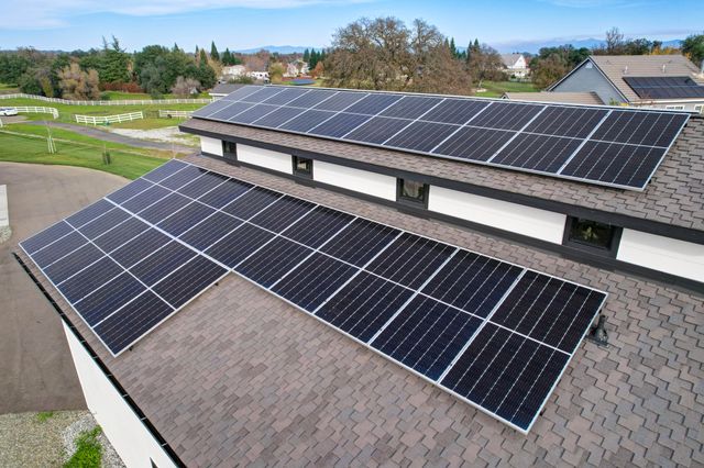 3020 Swan Court, Cottonwood, CA 96022