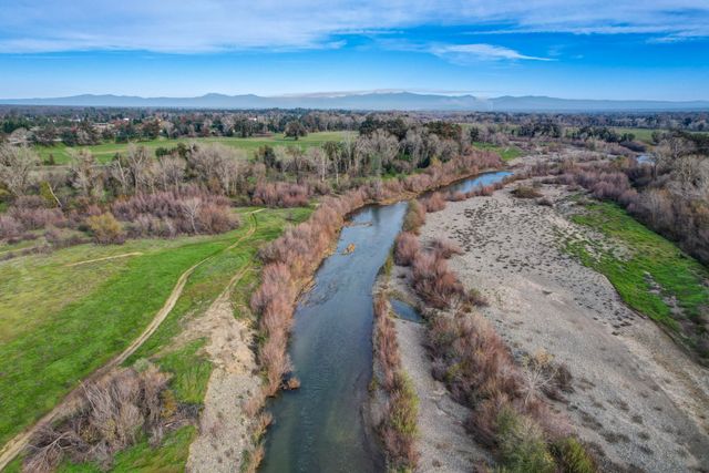 3020 Swan Court, Cottonwood, CA 96022