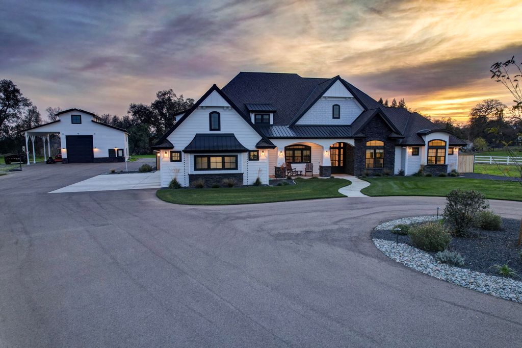 3020 Swan Court, Cottonwood, CA 96022