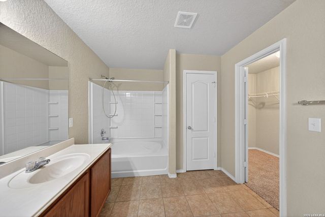 5706 Sendero Spg, San Antonio, TX 78251