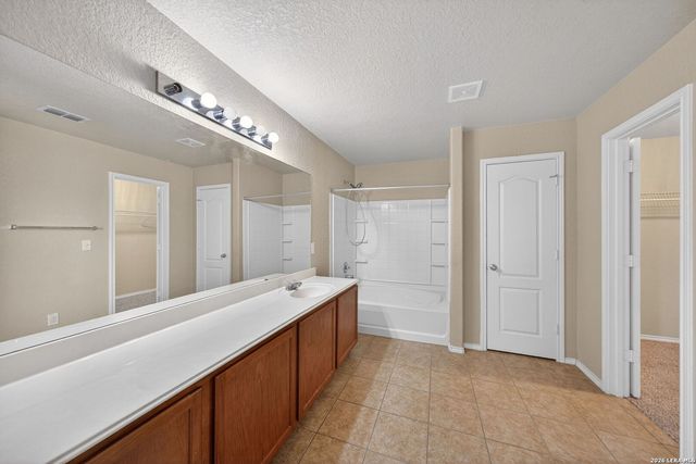 5706 Sendero Spg, San Antonio, TX 78251