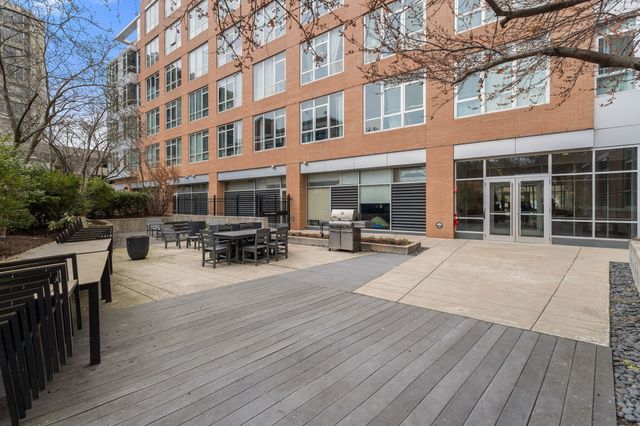 700 Harrison Ave 516, Boston, MA 02118
