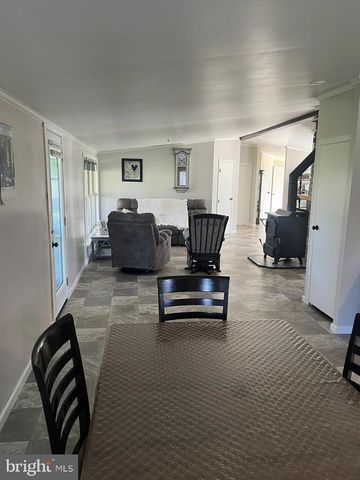 5 HOMESTEAD LN, Cochranville, PA 19330