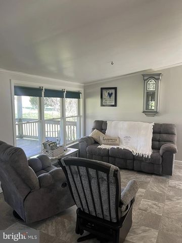 5 HOMESTEAD LN, Cochranville, PA 19330
