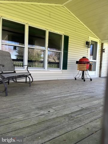 5 HOMESTEAD LN, Cochranville, PA 19330