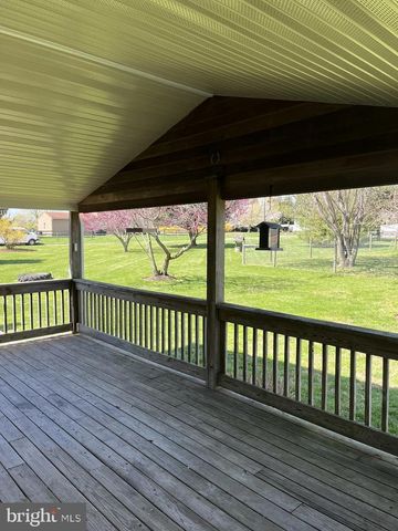5 HOMESTEAD LN, Cochranville, PA 19330