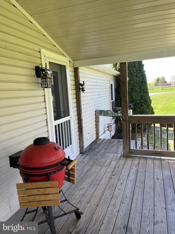 5 HOMESTEAD LN, Cochranville, PA 19330