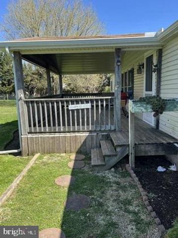 5 HOMESTEAD LN, Cochranville, PA 19330