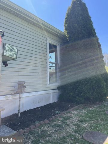 5 HOMESTEAD LN, Cochranville, PA 19330
