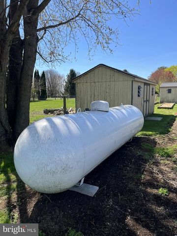 5 HOMESTEAD LN, Cochranville, PA 19330