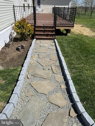 5 HOMESTEAD LN, Cochranville, PA 19330