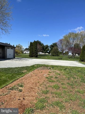5 HOMESTEAD LN, Cochranville, PA 19330