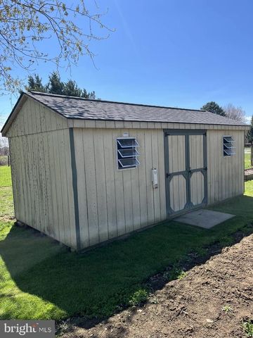 5 HOMESTEAD LN, Cochranville, PA 19330