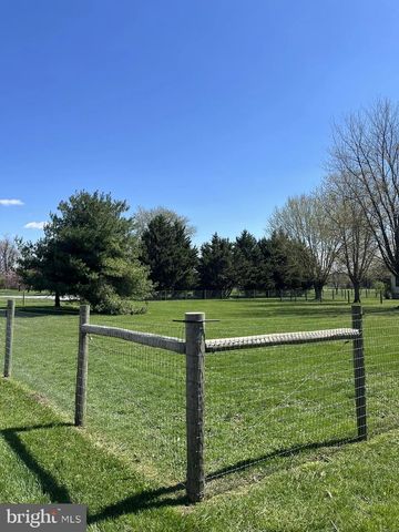 5 HOMESTEAD LN, Cochranville, PA 19330