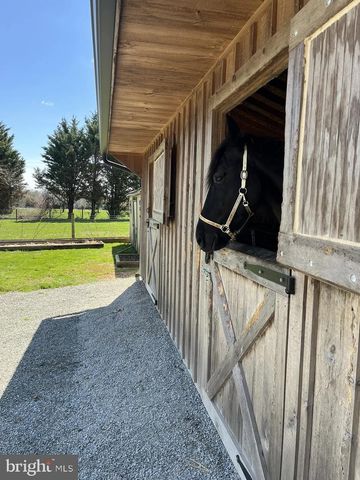 5 HOMESTEAD LN, Cochranville, PA 19330