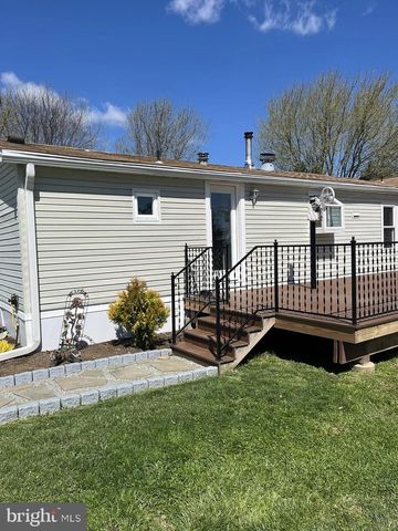 5 HOMESTEAD LN, Cochranville, PA 19330
