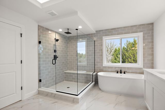 57242 Veridian Boulevard, Washington Twp, MI 48094