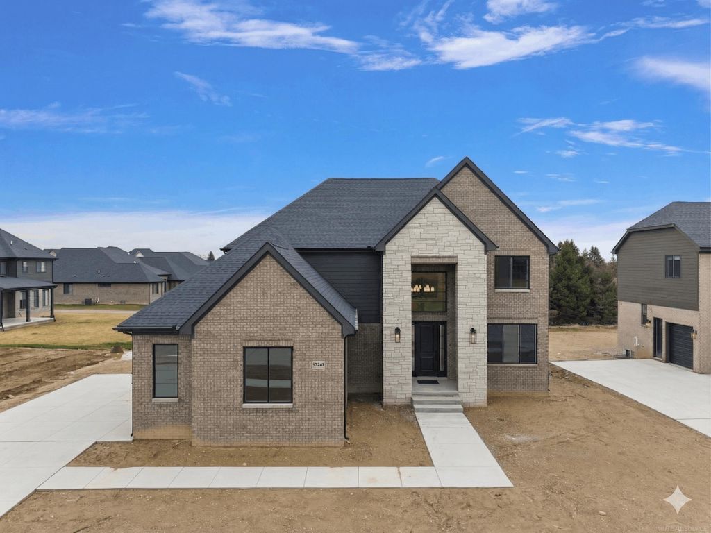 57242 Veridian Boulevard, Washington Twp, MI 48094