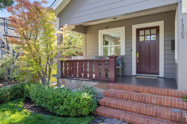 1325 Paloma Avenue, Burlingame, CA 94010