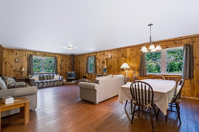 8235 Pleasant Chapel Road SE, Newark, OH 43056