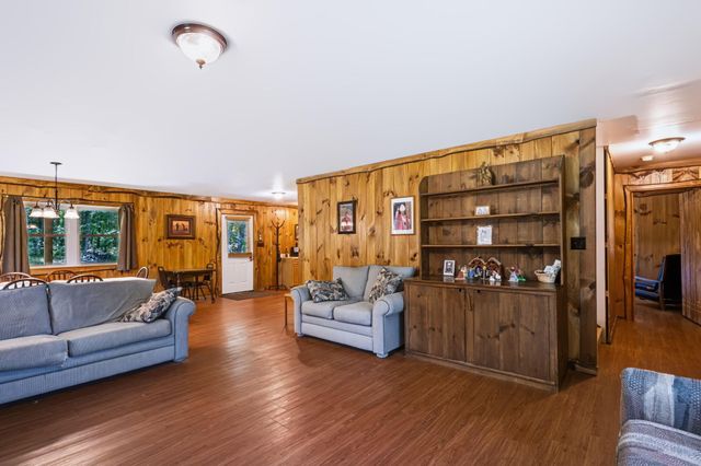 8235 Pleasant Chapel Road SE, Newark, OH 43056