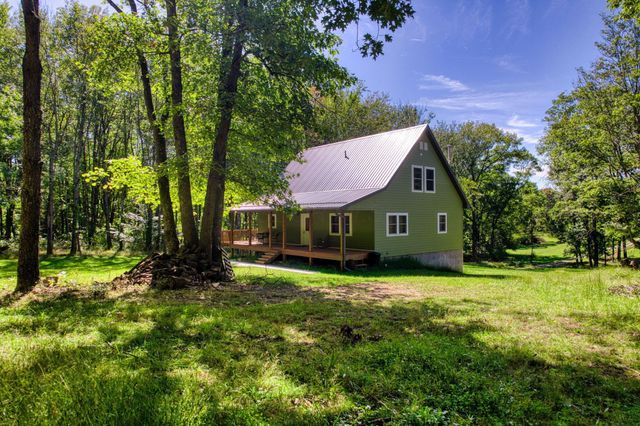 8235 Pleasant Chapel Road SE, Newark, OH 43056