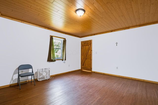 8235 Pleasant Chapel Road SE, Newark, OH 43056