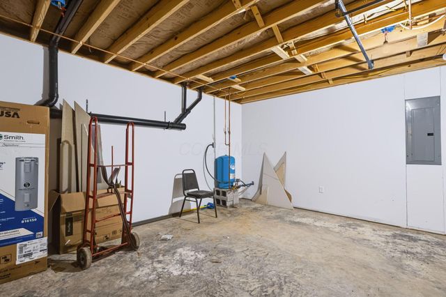 8235 Pleasant Chapel Road SE, Newark, OH 43056