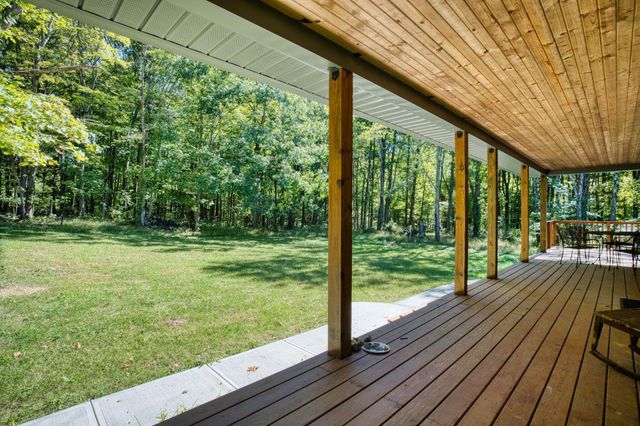 8235 Pleasant Chapel Road SE, Newark, OH 43056