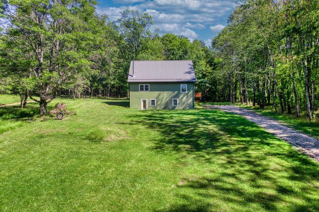 8235 Pleasant Chapel Road SE, Newark, OH 43056