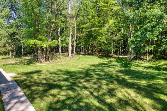 8235 Pleasant Chapel Road SE, Newark, OH 43056