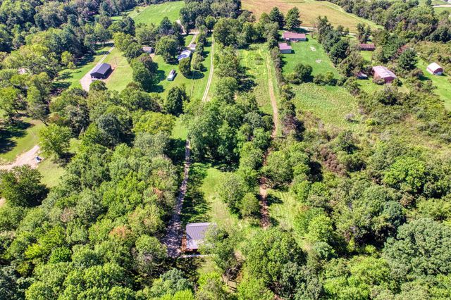 8235 Pleasant Chapel Road SE, Newark, OH 43056