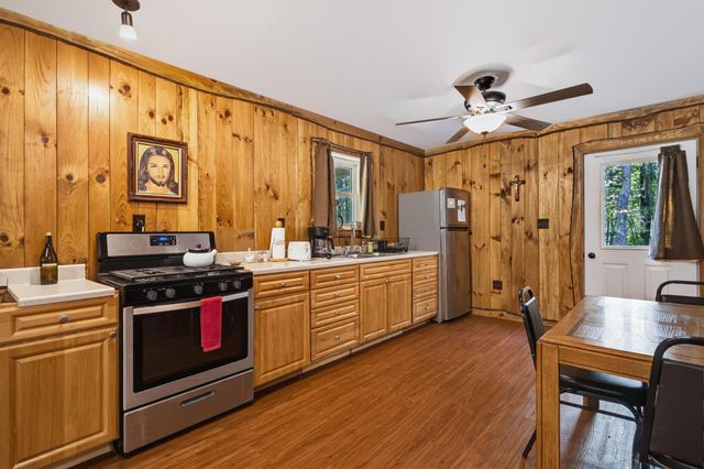 8235 Pleasant Chapel Road SE, Newark, OH 43056