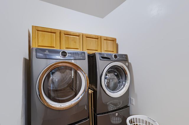 8235 Pleasant Chapel Road SE, Newark, OH 43056
