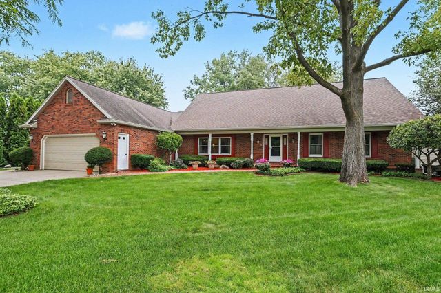 1629 Ladbrooke Lane, South Bend, IN 46614