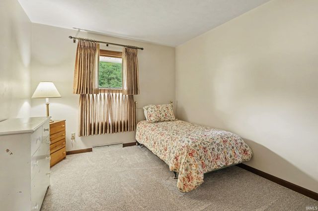 1629 Ladbrooke Lane, South Bend, IN 46614