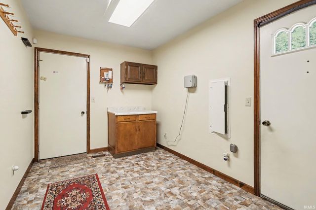 1629 Ladbrooke Lane, South Bend, IN 46614