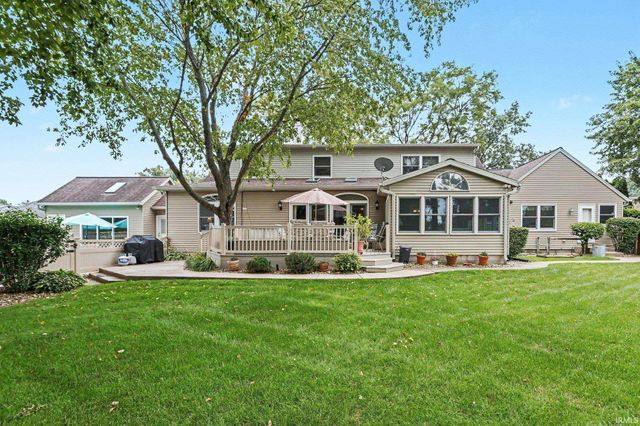 1629 Ladbrooke Lane, South Bend, IN 46614
