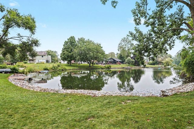 1629 Ladbrooke Lane, South Bend, IN 46614