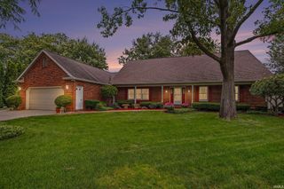 1629 Ladbrooke Lane, South Bend, IN 46614