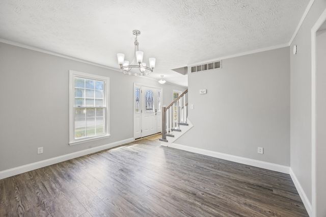 1705 Houndstooth Glen, Lexington, KY 40515