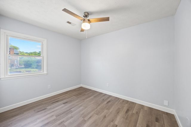 1705 Houndstooth Glen, Lexington, KY 40515