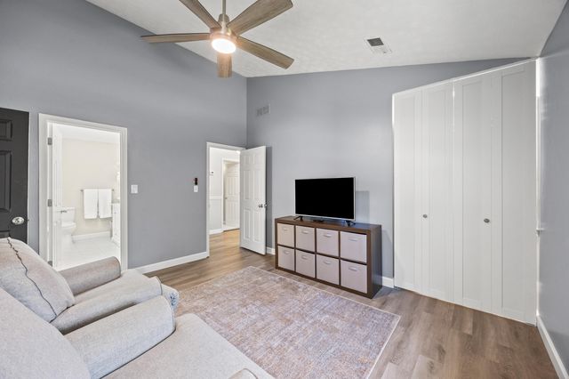 1705 Houndstooth Glen, Lexington, KY 40515