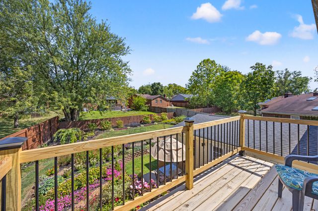 1705 Houndstooth Glen, Lexington, KY 40515